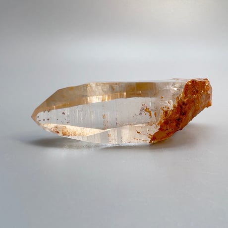 【ガネッシュヒマール産】リモナイトイン天然ヒマラヤ水晶"ポイント"/Ganesh Himal Himalayan Quartz"Point"