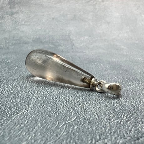 【ガウリシャンカール産】天然ヒマラヤスモーキークォーツ雫型ペンダントトップ/GauriShankar Himalayan Smoky Quartz Drop Pendant Top
