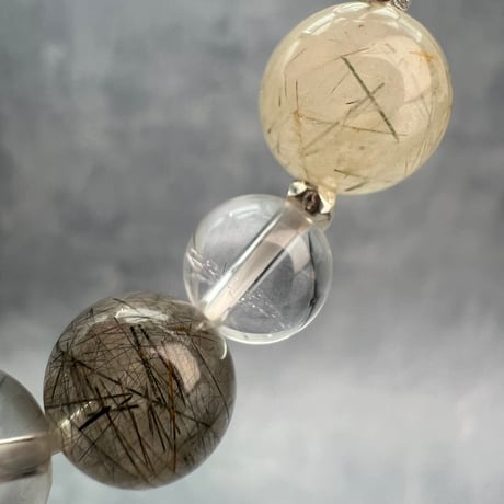 【ガネッシュヒマール産】アクチノライトイン天然ヒマラヤ水晶デザインブレスレット/Ganesh Himal Actinolite in Himalayan Quartz Design Bracelet