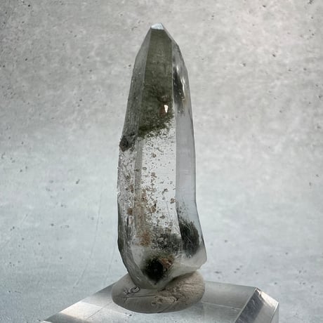 【ガネッシュヒマール産】クローライト&アクチノライトイン天然ヒマラヤ水晶/Ganesh Himal Chlorite&Actinorie in Himalayan Quartz