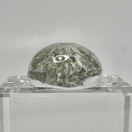 【ガネッシュヒマール産】クローライトイン天然ヒマラヤ水晶"手磨き加工" ルース/Ganesh Himal Chlorite in Himalayan Quartz Loose
