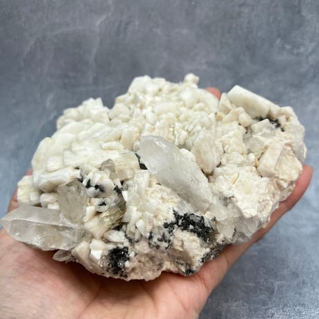【大特価】ガネッシュヒマール産曹長石&クローライトイン天然ヒマラヤ水晶/Ganesh Himal Feldspar&Chlorite in Himalayan Quartz