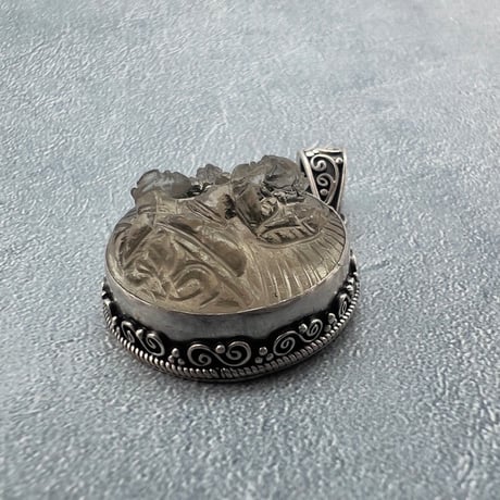 【ガウリシャンカール産】天然ヒマラヤスモーキークォーツ"グリーンターラ様"ペンダントトップ②/Gaurishankar Himalayan Smoky Quartz "Green Tara"