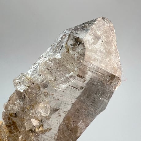【ガネッシュヒマール産】マイカイン天然ヒマラヤ水晶/Ganesh Himal Himalayan Quartz