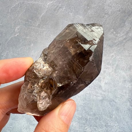 【ガウリシャンカール産】天然ヒマラヤスモーキークォーツ/GauriShankar Himalayan Smoky Quartz