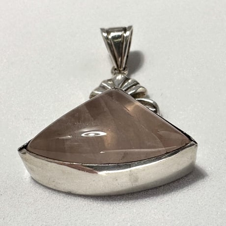 ブラジル産ローズクォーツペンダントトップ (シルバー925)/Rosequartz Pendant Top