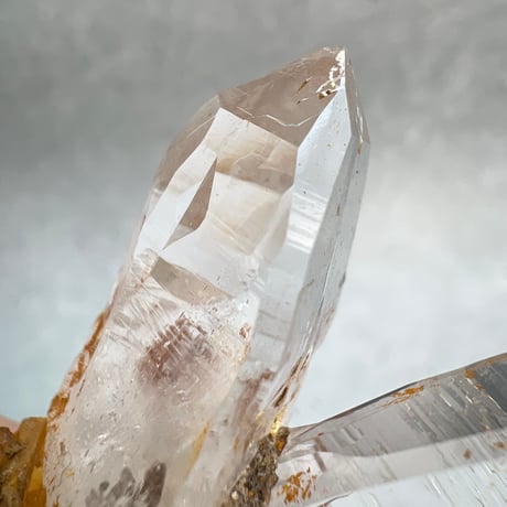 【ガネッシュヒマール産】リモナイトイン天然ヒマラヤ水晶/Ganesh Himal Limonite Himalayan Quartz