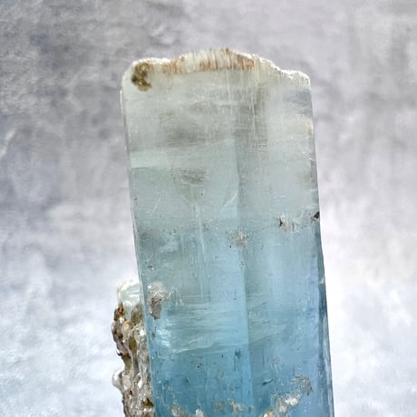 ネパール産【ヒマラヤアクアマリン】原石/Nepal Himalayan Aquamarine