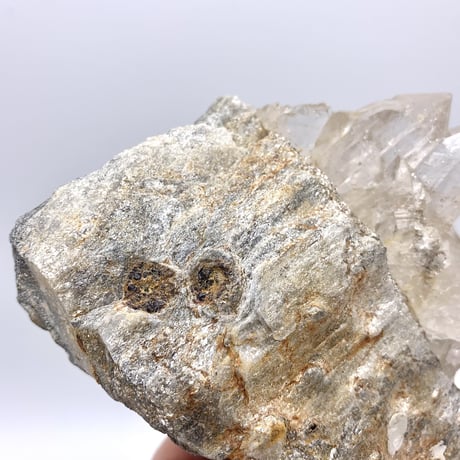 【ガネッシュヒマール産】ガーネットインヒマラヤ水晶クラスター /Ganesh Himal Garnet in Himalayan Quartz