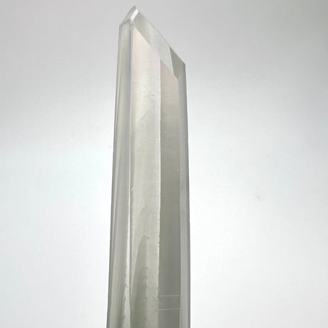 マダガスカル産クローライトインクォーツ/Madagascar Chlorite in Quartz