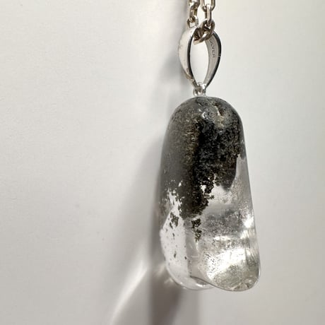 【ガネッシュヒマール産】クローライトイン天然ヒマラヤ水晶ハート型ペンダントトップ/GaneshHimal Chlorite in Himalayan Quartz Heart Pendant Top