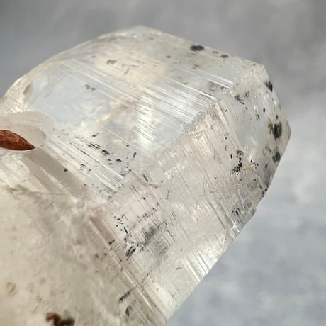 【カイラス産】天然ヒマラヤ水晶革紐付きペンダント/Kailash Himalayan Quartz Pendant