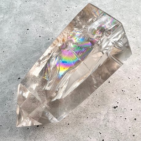 【ガネッシュヒマール産】レインボー入り天然ヒマラヤ水晶ポリッシュポイント/Ganesh Himal Rainbow In Himalayan Quartz Polish Point