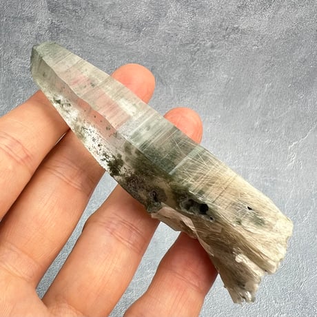 【ガネッシュヒマール産】クローライト&アクチノライトイン天然ヒマラヤ水晶/Ganesh Himal Chlorite&Actinorite in Himalayan Quartz
