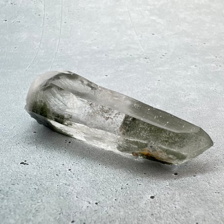 【ガネッシュヒマール産】クローライト&アクチノライトイン天然ヒマラヤ水晶/Ganesh Himal Chlorite&Actinorie in Himalayan Quartz