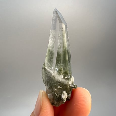 【ガネッシュヒマール産】クローライトイン天然ヒマラヤ水晶/Ganesh Himal Chlorite in Himalayan Quartz