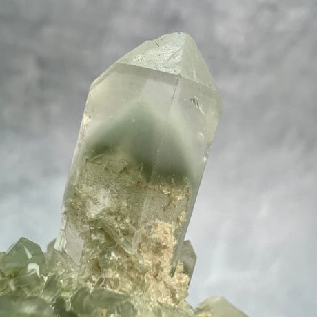 【マナスル産】クローライトイン天然ヒマラヤ水晶①/Manaslu Chlorite in Himalayan Quartz
