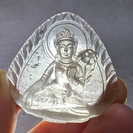 【ガウリシャンカール産】天然ヒマラヤレモンスモーキークォーツ "ホワイトターラ"仏像/Gaurishankar Himalayan Lemon Smoky "Green Tara"Statue