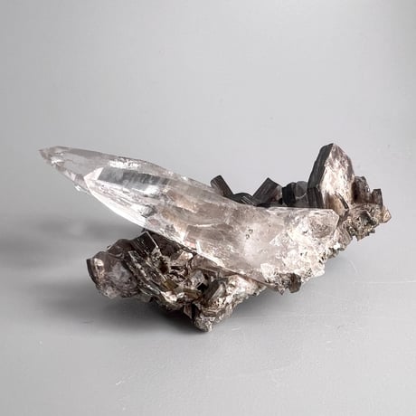 【ガネッシュヒマール産】天然ヒマラヤ水晶 (雲母付き)/Ganesh Himal Himalayan Quartz white Mica Cluster