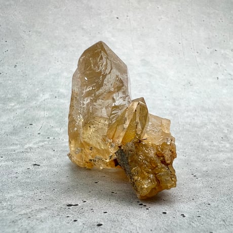 【ガネッシュヒマール産】リモナイトイン天然ヒマラヤ水晶/Ganesh Himal Limonite Himalayan Quartz