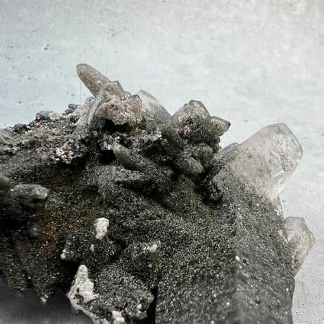 【ガネッシュヒマール産】クローライトイン天然ヒマラヤ水晶クラスター/Ganesh Himal Chlorite in Himalayan Quartz Cluster