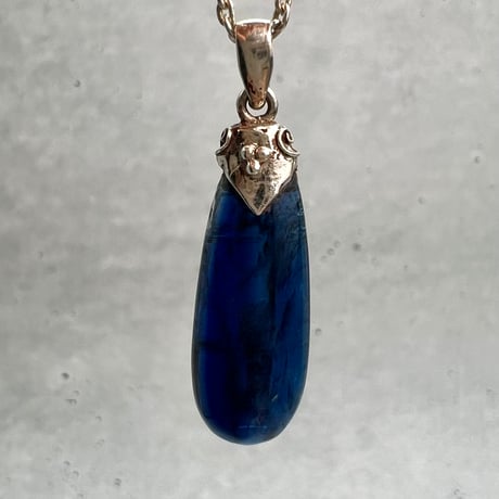 ネパール産天然ヒマラヤカイヤナイトS/V925ペンダントトップ/NEPAL Himalayan Kyanite S/V925 Pendant Top