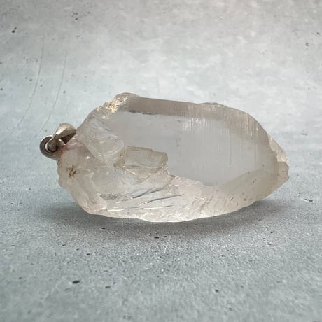 【カイラス産】天然ヒマラヤ水晶バチカン付きペンダントトップ②/Kailash Himalayan Quartz Pendant Top