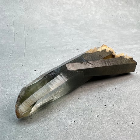 【ガネッシュヒマール産】クローライトイン天然ヒマラヤ水晶/Ganesh Himal Chlorite in Himalayan Quartz