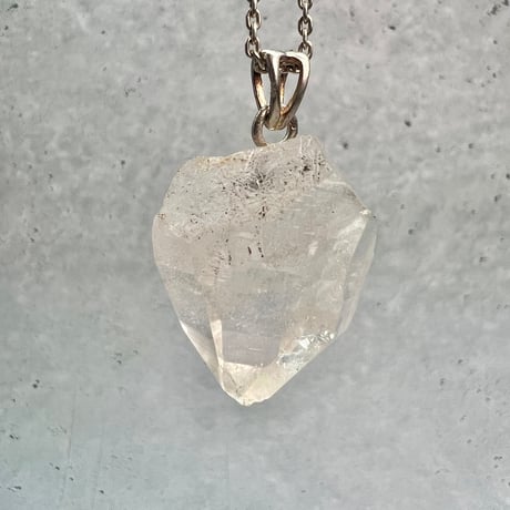 【カイラス産】天然ヒマラヤ水晶バチカン付きペンダントトップ⑦/Kailash Himalayan Quartz Pendant Top