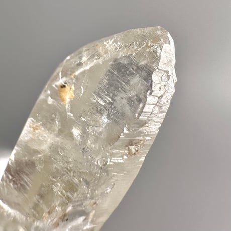 【ガネッシュヒマール産】アクチノライト&クローライトイン天然ヒマラヤ水晶ミニポイント"UU"/Ganesh Himal Actinolite&Chlorite in Himalayan Quartz