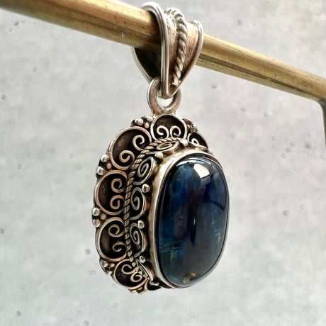ネパール産天然ヒマラヤカイヤナイトS/V925ペンダントトップ/NEPAL Himalayan Kyanite S/V925 Pendant Top