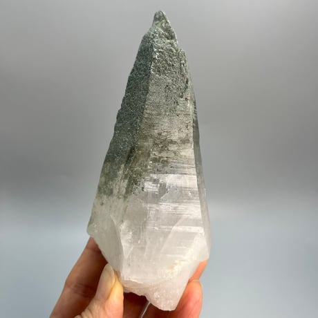 大特価【ガネッシュヒマール産】クローライトイン天然ヒマラヤ水晶/Ganesh Himal Chlorite in Himalayan Quartz