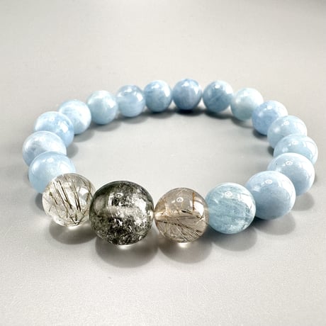 【デザインブレスレット】アクアマリン×ガネッシュヒマール産アクチノライト&クローライトインヒマラヤ水晶/Aquamarine×Ganesh Himal Actinolite&Chlorite