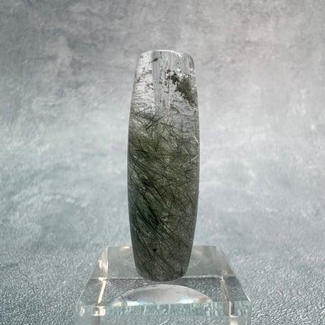 【ガネッシュヒマール産】アクチノライトイン天然ヒマラヤ水晶 樽型ビーズ⑪/Ganesh Himal Actinolite in Himalayan Quartz barrel beads