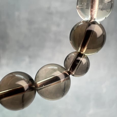 【ガウリシャンカール産】"手磨き加工"天然ヒマラヤスモーキークォーツデザインブレスレット/Gaurishankar Himalayan Smoky Quartz Design Bracelet