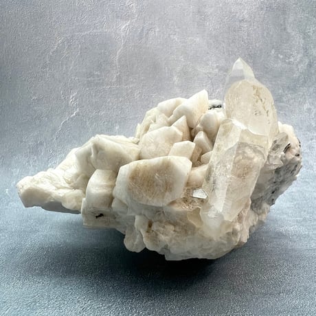【大特価】ガネッシュヒマール産曹長石&クローライトイン天然ヒマラヤ水晶/Ganesh Himal Feldspar&Chlorite in Himalayan Quartz
