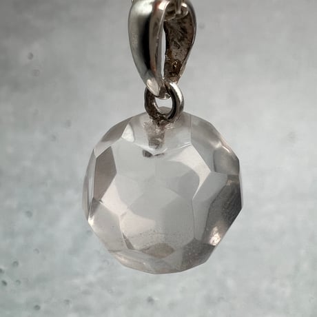 【ガネッシュヒマール産】天然ヒマラヤ水晶"手磨き加工"多面カットペンダントトップ/Ganesh Himal Himalayan Quartz Multicut Pendant Top