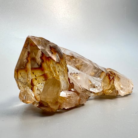 【ガネッシュヒマール産】リモナイトインヒマラヤ水晶 クラスター/Ganesh Himal Limonite in Himalayan Quartz Cluster