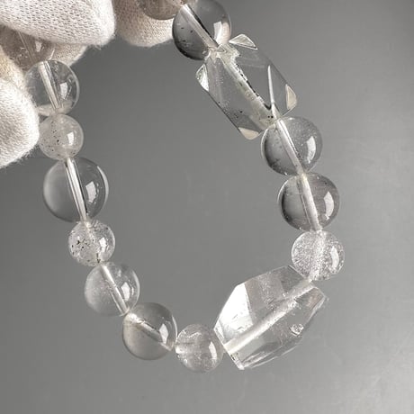 カイラス産"手磨き"天然ヒマラヤ水晶デザインブレスレット/Kailash Himalayan Quartz Design Bracelet