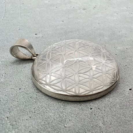 【ガネッシュヒマール産】天然ヒマラヤ水晶 "フラワーオブライフ"ペンダントトップ②-2/Ganesh Himal Himalayan Quartz "Flower of Life"