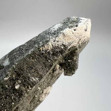 大特価【ガネッシュヒマール産】クローライトイン天然ヒマラヤ水晶❸/Ganesh Himal Chlorite in Himalayan Quartz