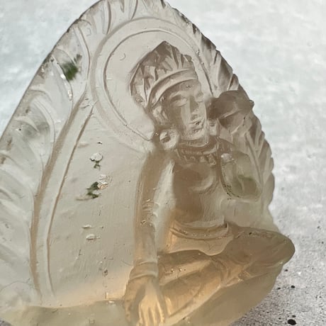 【ガウリシャンカール産】天然ヒマラヤレモンスモーキークォーツ "ホワイトターラ"仏像/Gaurishankar Himalayan Lemon Smoky "Green Tara"Statue