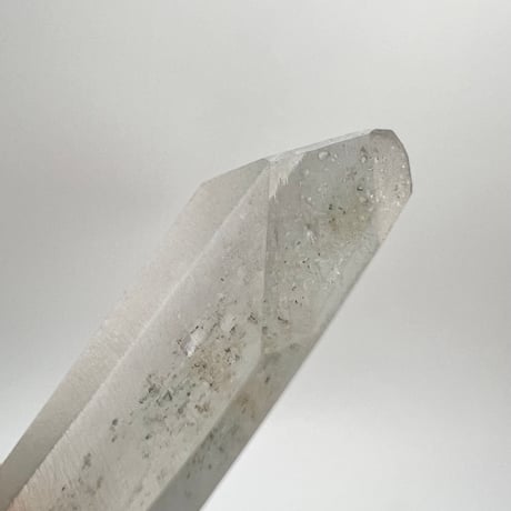 マダガスカル産クローライトインクォーツ/Madagascar Chlorite in Quartz
