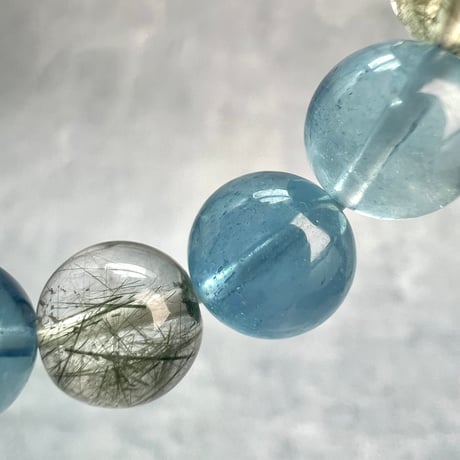 【デザインブレスレット】天然アクアマリン×ガネッシュヒマール産天然ヒマラヤ水晶/Aquamarine×Ganeshhimal Chlorite in Himalayan Quartz