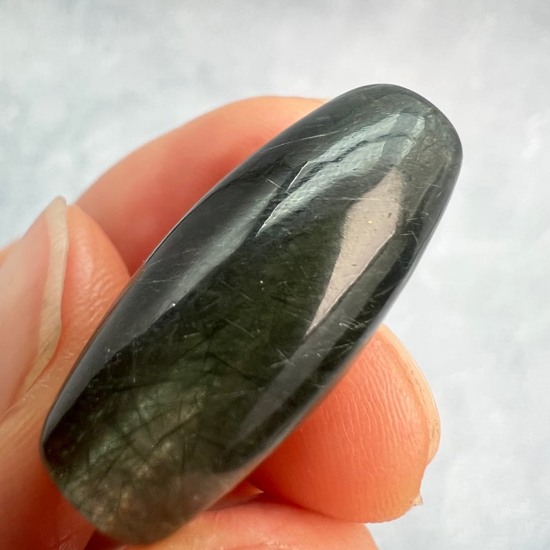 ガネッシュヒマール産】アクチノライトイン天然ヒマラヤ水晶 樽型