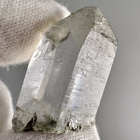 【ガネッシュヒマール産】クローライトイン天然ヒマラヤ水晶ミニポイント"CC"/Ganesh Himal Chlorite in Himalayan Quartz Mini Point