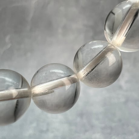 【カイラス産】"手磨き加工"天然ヒマラヤ水晶ブレスレット10mm内径16/Kailash Himalayan Quartz Bracelet