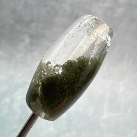 【ガネッシュヒマール産】クローライトイン天然ヒマラヤ水晶 樽型ビーズ⑯/Ganesh Himal Chlorite in Himalayan Quartz barrel beads