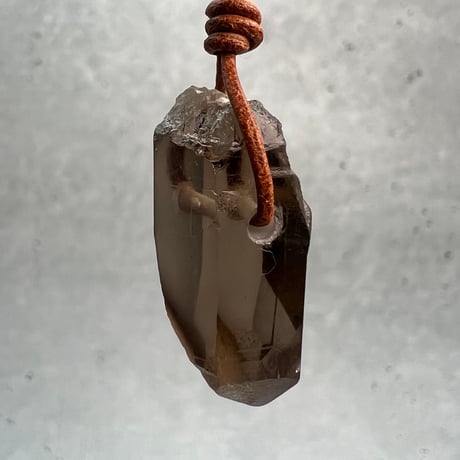 【ガウリシャンカール産】天然ヒマラヤスモーキークォーツペンダントトップ/Gaurishankar HimalayanSmoky pendant top