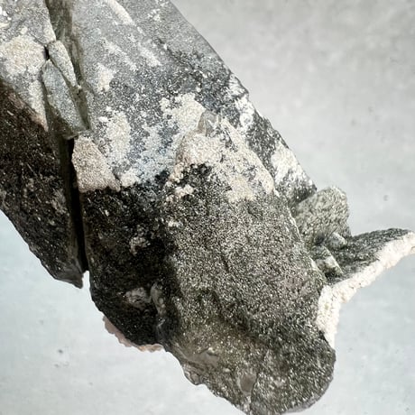 【ガネッシュヒマール産】クローライトイン天然ヒマラヤ水晶/Ganesh Himal Chlorite in Himalayan Quartz